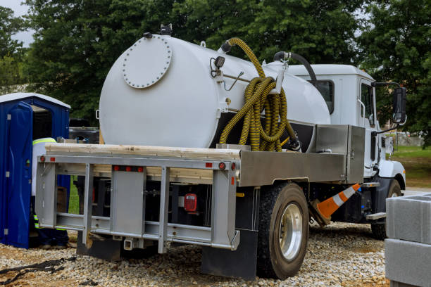 Best Construction site porta potty rental  in Fairfield University, CT